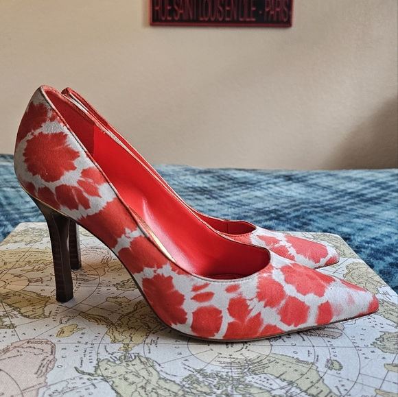 Ralph Lauren Pinterest Red Gray Tie Dye Suede Stiletto Statement Heels, size 6.5 - Picture 3 of 11
